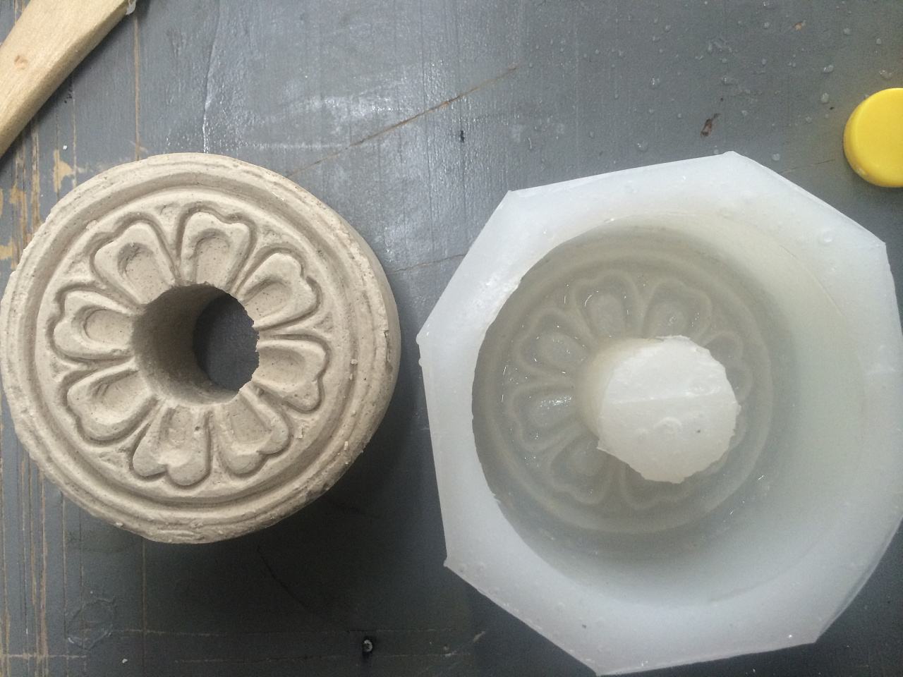 固化好的硅膠模具放置多久不能用了？